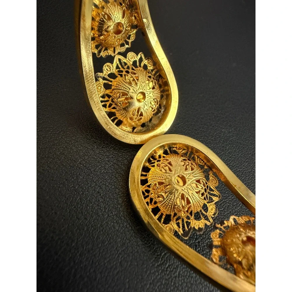 Vintage Cuff Bracelet Green Stone Gold Filigree Sunburst